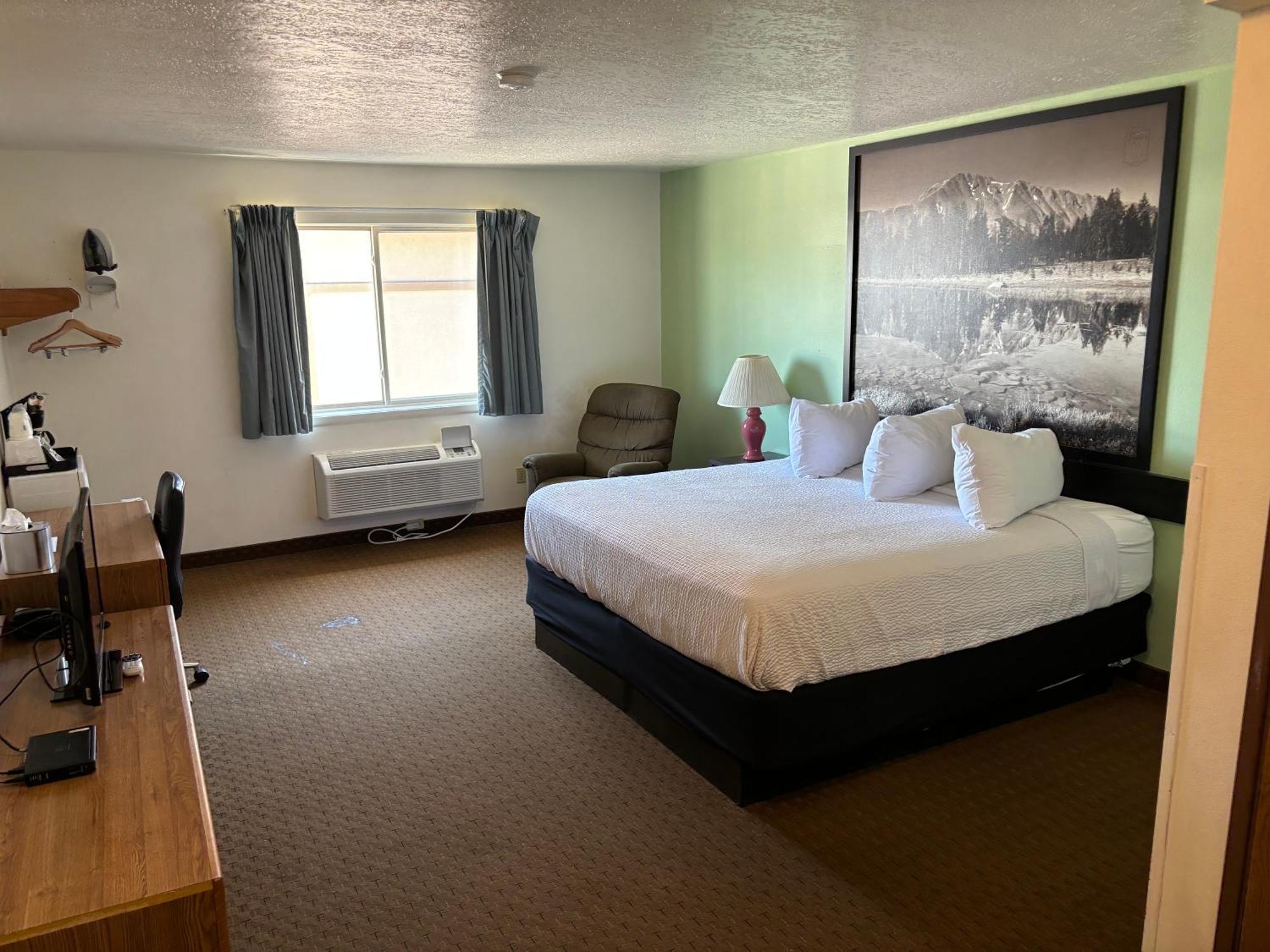 Hotel Super 8 By Wyndham Rexburg Exterior foto