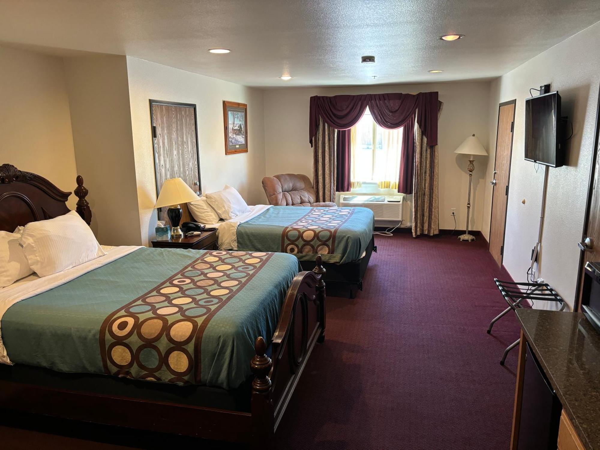 Hotel Super 8 By Wyndham Rexburg Exterior foto
